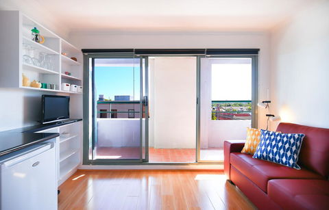 King Location - Life At Your Door - VIC Tourism 2