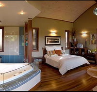 King Ludwigs Cottage - VIC Tourism