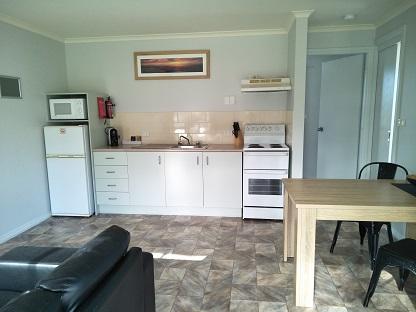 King's Point Retreat - VIC Tourism 2