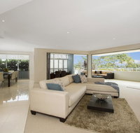 KINGSCLIFF OCEAN VIEW TERRACE BY THE FIGTREE 5 - VIC Tourism