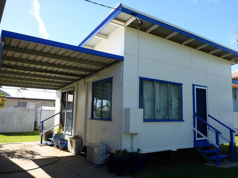 Kitches Cabin - VIC Tourism 1