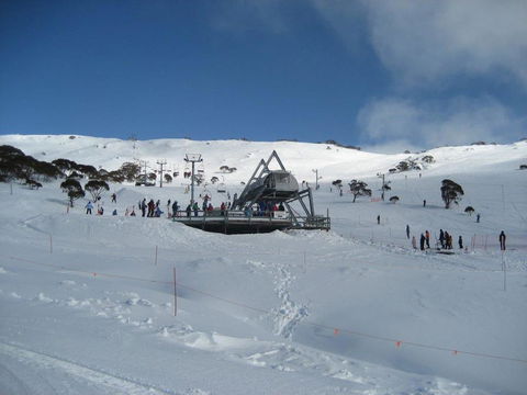 Knockshannoch Ski Lodge - VIC Tourism 2