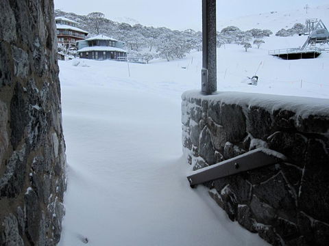 Knockshannoch Ski Lodge - VIC Tourism 1