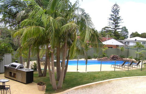Koala Tree Motel - VIC Tourism 0
