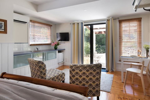 Koovelly Garden Studio - VIC Tourism 0