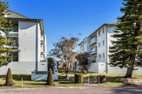 Krait Court, Unit 12/6 Krait Close - VIC Tourism 0
