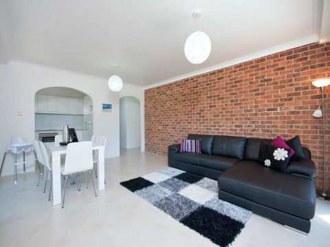 Kurranulla, Unit 1/15 Weatherly Close - VIC Tourism 3