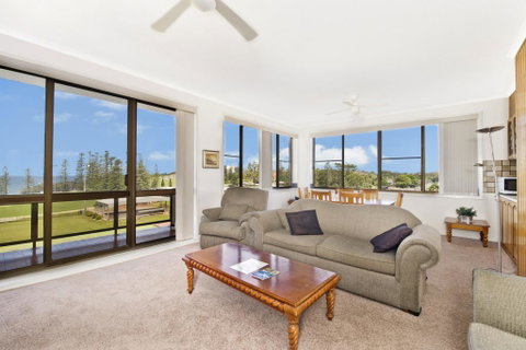 La Mer 16 11 Owen Street - VIC Tourism 2