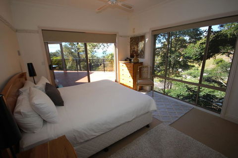 LAGOONA RETREAT - Korora - VIC Tourism 3
