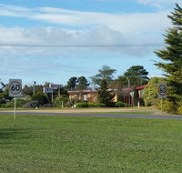 Lake Bolac Motel - VIC Tourism