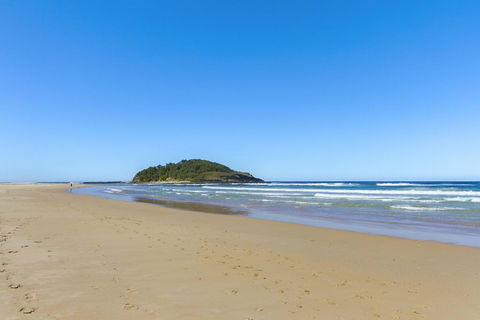 Lake Frontage Family Fun Home - VIC Tourism 1