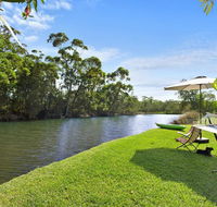 Lake Frontage family fun home - VIC Tourism