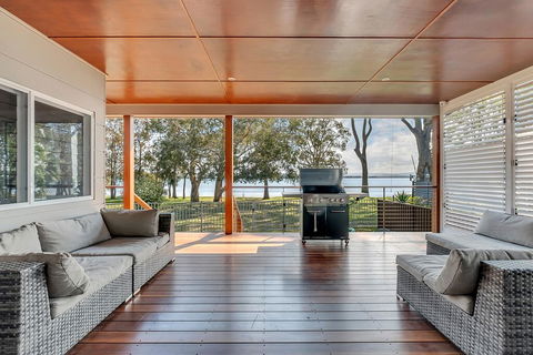 LAKEFRONT And SUNSET HAVEN - VIC Tourism 3