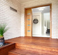 Laze  Lemon Tree - VIC Tourism