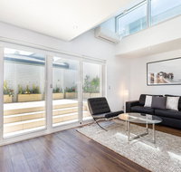Leichhardt Self-Contained Modern One-Bedroom Apartment 9NOR - VIC Tourism