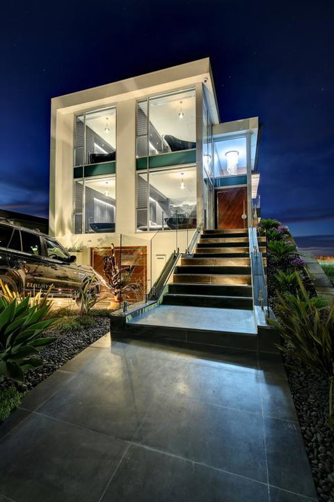 Luxe Haus - VIC Tourism 3