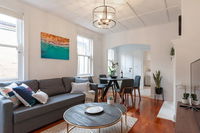 Luxurious Heritage Home with Harbour Bridge Views
