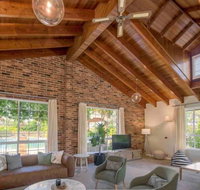 Luxurious Home on 5 Acres Close to CBD - Sleeps 18 - VIC Tourism