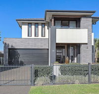 Luxury Brand New Home - VIC Tourism