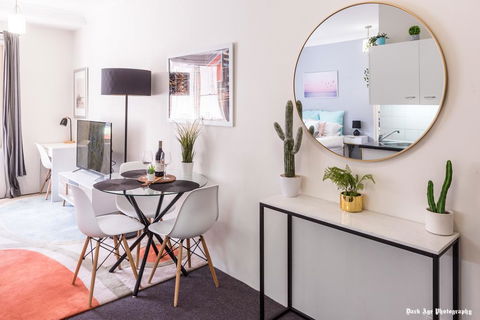 Luxury Studio Apartment In The Heart Of Potts Point - VIC Tourism 1