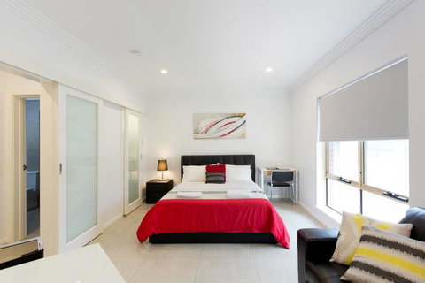 M5 Apartment In The Free Transit Zone West Perth - VIC Tourism 1