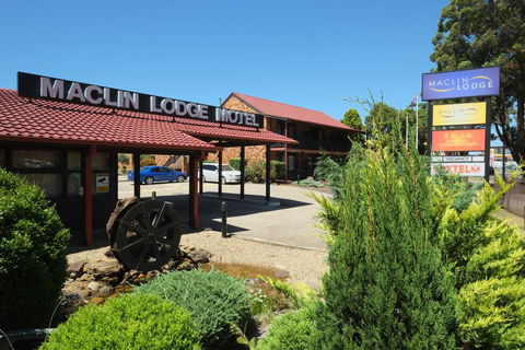 Maclin Lodge Motel - VIC Tourism 0