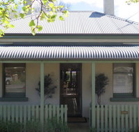 Magnolia Cottage - VIC Tourism