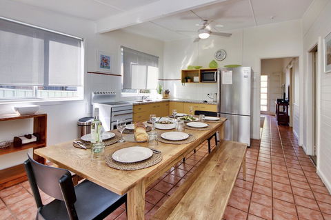 Mandy's Cottage South West Rocks (Pet Friendly) - VIC Tourism 0