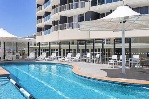 Mantra Twin Towns - VIC Tourism 0