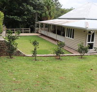 Mapleton Falls Farm House - VIC Tourism