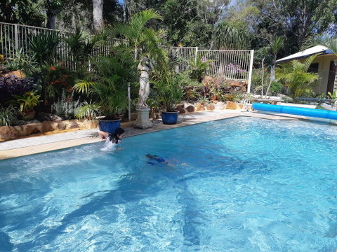Mapleton Peaceful Provence BnB - VIC Tourism 0
