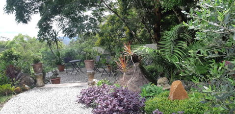 Mapleton Peaceful Provence BnB - VIC Tourism 3