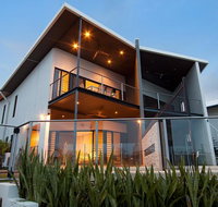 Marina Views Townhouse - VIC Tourism