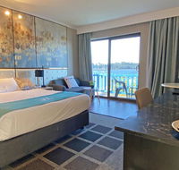 Mariners on the Waterfront - VIC Tourism