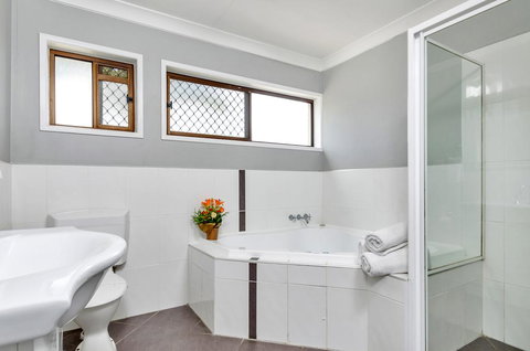 MAS Country Jackie Howe Motel - VIC Tourism 3