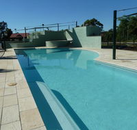McNevins Logan Park Motel - VIC Tourism