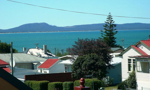 Meredith House - VIC Tourism 0