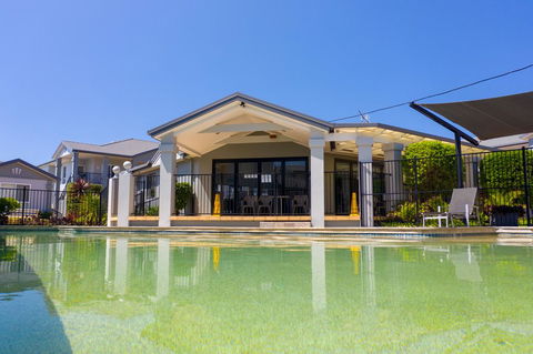 Meridian Beachside Apartments - VIC Tourism 3