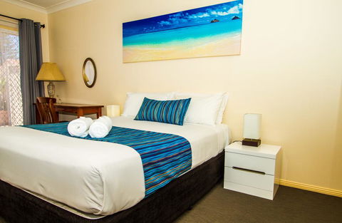 Meridian Beachside Apartments - VIC Tourism 1