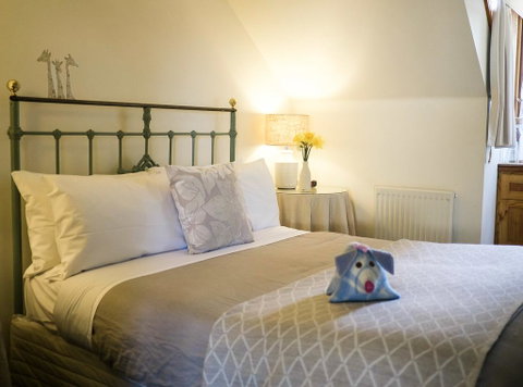 Merrijig Inn - VIC Tourism 0
