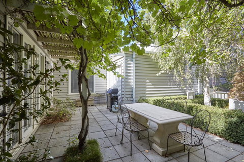 Mews Cottages - VIC Tourism 1