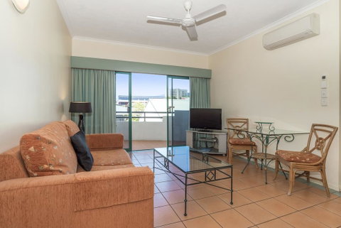 Mid City Luxury Suites - VIC Tourism 2