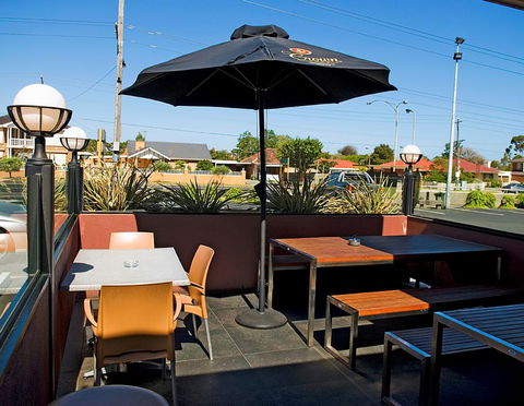 Millers Inn - VIC Tourism 0