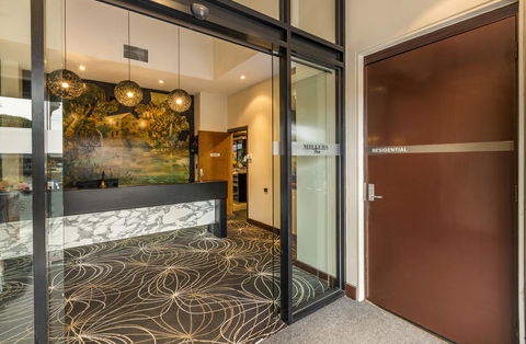 Millers Inn - VIC Tourism 1