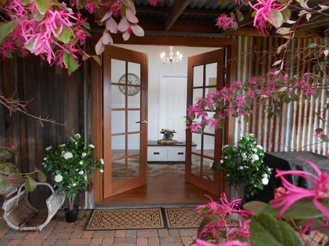 Milton Country Retreat - VIC Tourism 1
