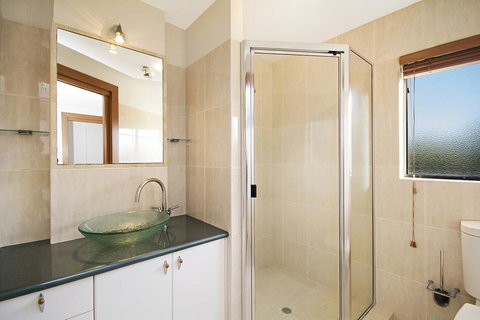 Minutes Walk To Peregian Beach And Surf! - Unit 1/28 Pelican Street - VIC Tourism 1