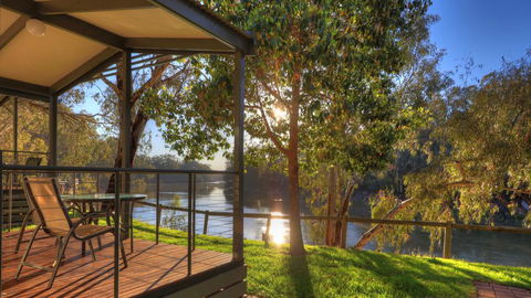 Moama Riverside Holiday Park - VIC Tourism 1