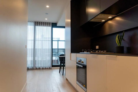 Modern 1 Bedroom Apartment South Yarra - VIC Tourism 3