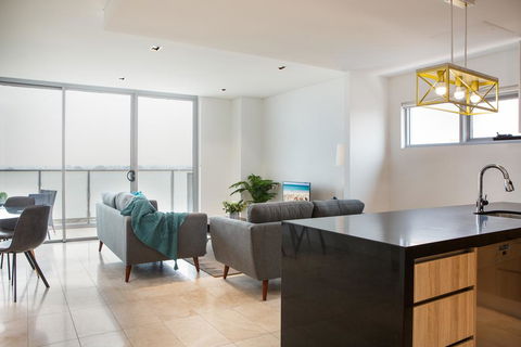 Modern 2 Bedroom Apartment In The Heart Of Burwood - VIC Tourism 0