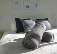 Modern 3 Bedroom Apt With FREE Parking Netflix Wifi  Welcome Wine by BnB Pro - VIC Tourism